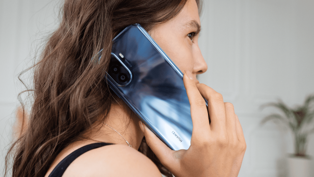 Бір аптаға дейін жететін қуат. Huawei жаңа смартфонын таныстырады