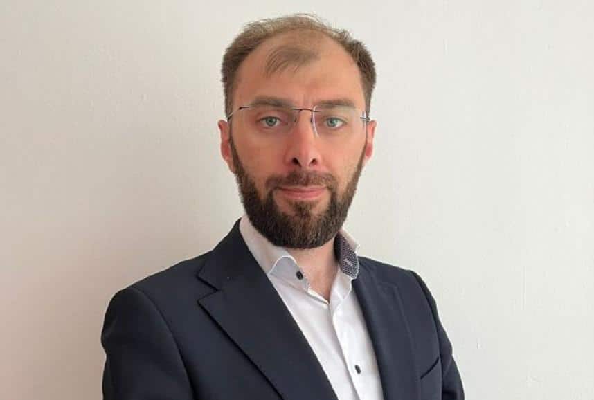 Анзор Абаев