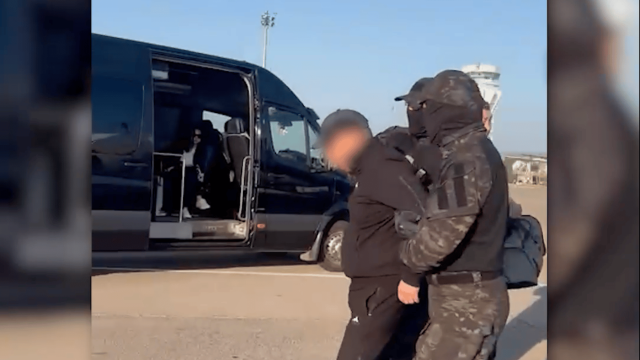 ХҚКО мен полиция қызметкерлері көлікті сыйақыға заңсыз тіркеген
