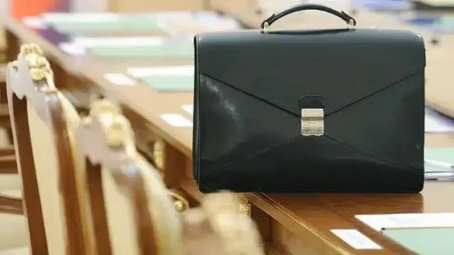 Абай облысында 500 мың теңге жымқырған бұрынғы әкім сотталды