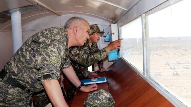 Қорғаныс министрі жұмыс сапарымен еліміздің оңтүстік өңірінде жүр