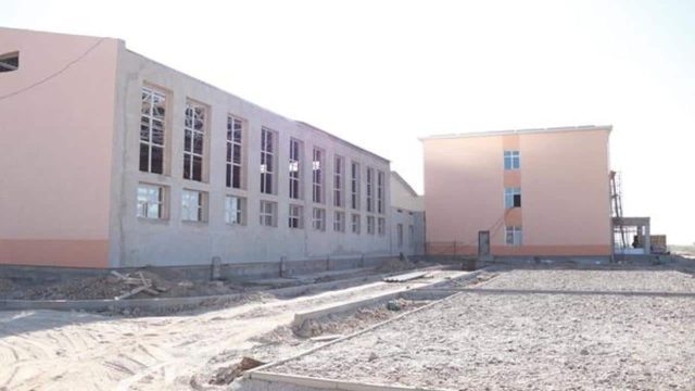 Сауранда жаңа мектептің құрылысы аяқталуға жақын