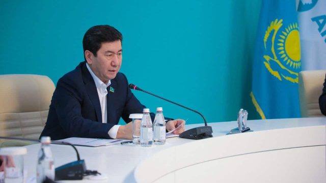 Саяси партияларды жеңілдетілген тәртіппен тіркеу қашан басталады?