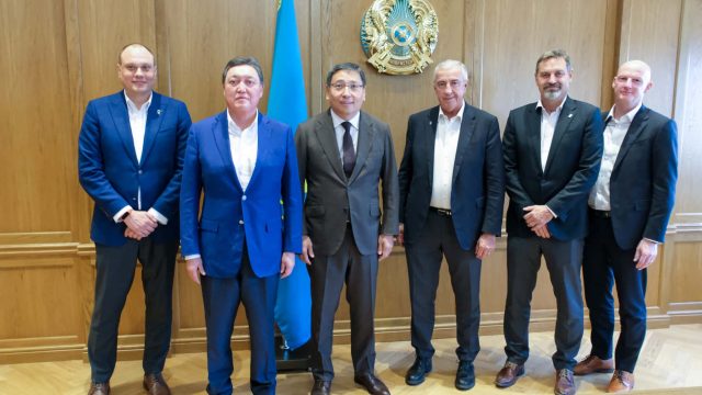 Досаев пен Тардиф Алматыда шайбалы хоккейден әлем чемпионатын өткізу туралы талқылады