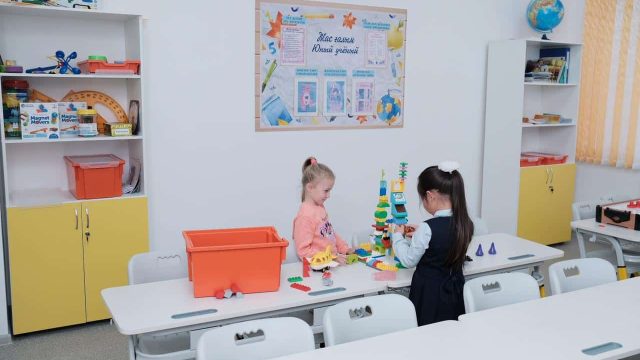 Жемқорлардан тәркіленген қаржыға 62 мектеп салынды