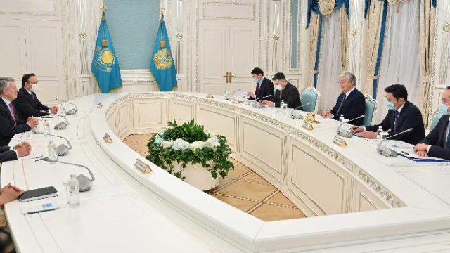 Президент Shell компаниясының басшылығымен кездесті