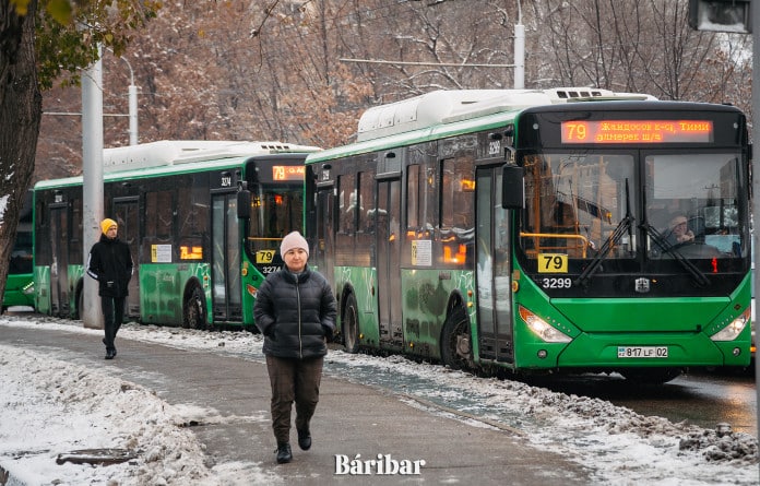 Автобус, көше, Алматы, қоғамдық көлік