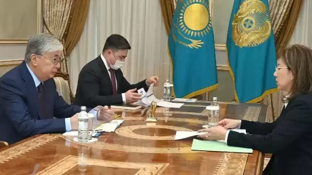 Мәдина Әбілқасымова президентке қаржы нарығын дамыту жұмыстары туралы айтты