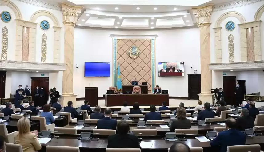 сенат отырысы