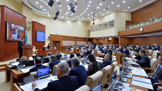 Мемлекет басшысы үкіметке жоғары баға берді