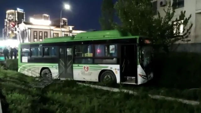 Шымкентте автобус апатынан бес адам қаза болды