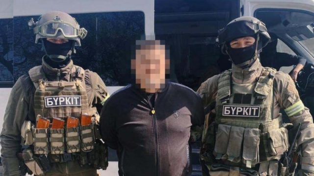 Таразда «қоғамдық қор» құрған қылмыстық топ жетекшісі ұсталды