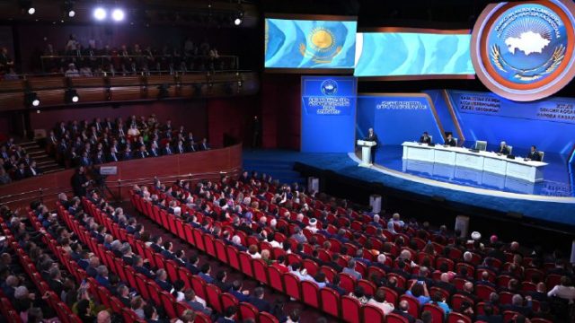 Мемлекет басшысы ҚХА-ның жаңа сыйлықтары мен орденін бекітуді ұсынды
