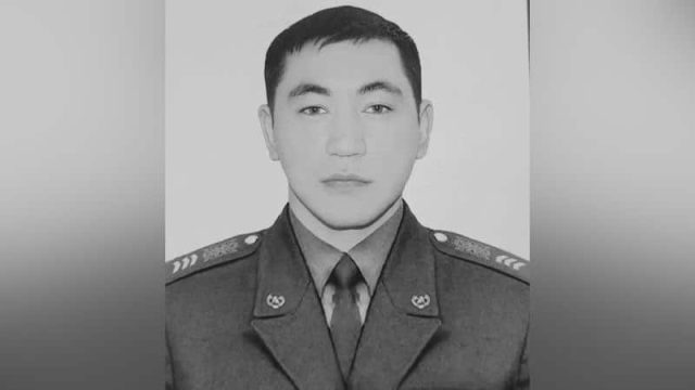 Медеудегі өрт: қаза болған Арслан Құрманбеков «Айбын» орденімен марапатталды