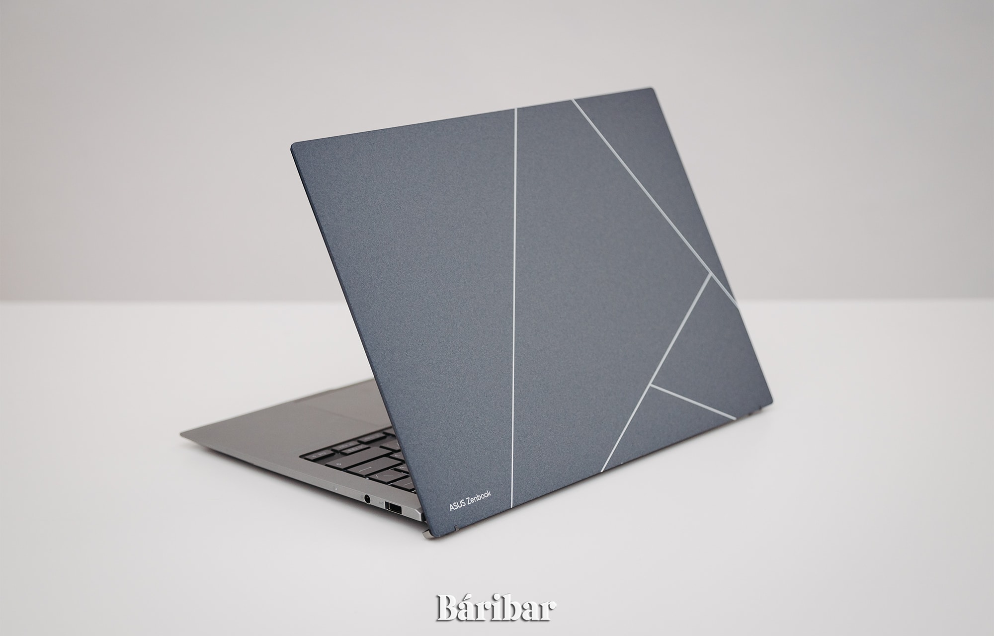 асус ноутбук Zenbook OLED