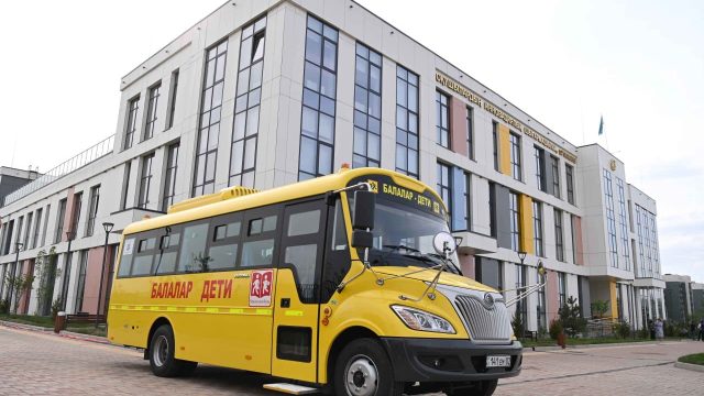 Алматыда 14 мың оқушыны мектеп автобусы тасымалдайды