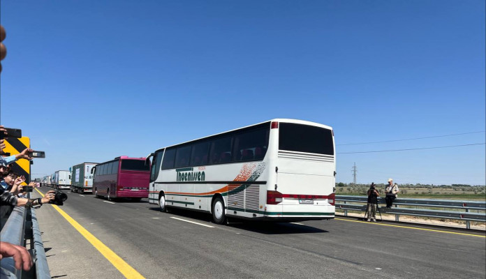 Үлкен Алматы айналма жолы, автобус, трасса