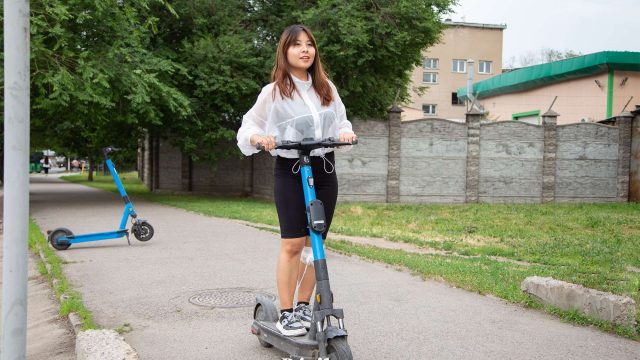 Электрсамокаты көп қала. Бұл саланы реттейтін заңға қандай түзету енуі мүмкін?