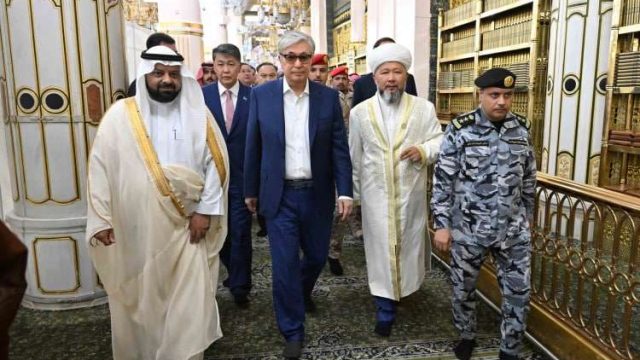 Қасым-Жомарт Тоқаев Мұхаммед пайғамбар мешітіне зиярат етті
