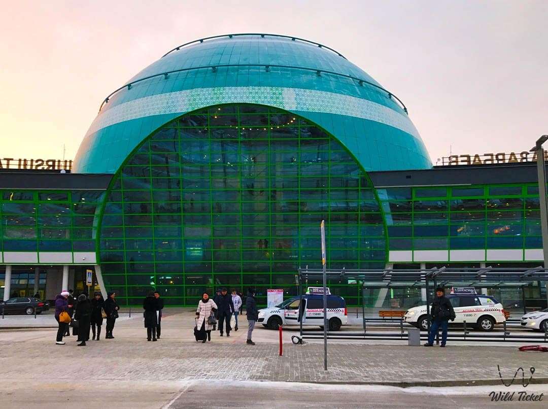 Назарбаев халықаралық әуежайындағы автотұрақ бағасы екі есе өседі
