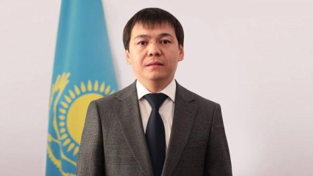 Олжас Сыздықов экономика министрлігі аппаратының басшысы болды