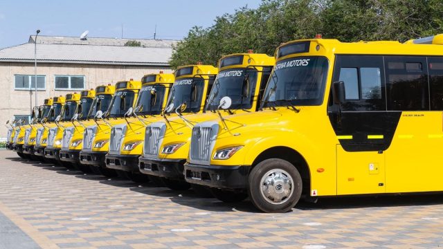 Алматы облысындағы мектептерге 34 автобус берілді