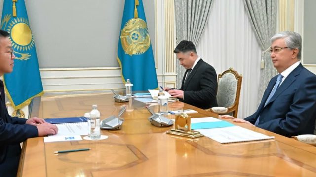 Мемлекет басшысы Юрий Пяны қабылдады
