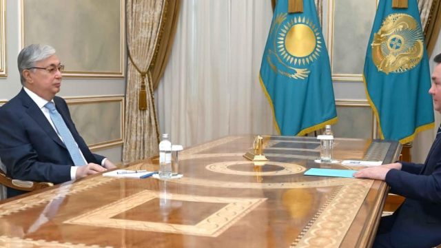Президент жоғарғы сот төрағасы Асламбек Мерғалиевті қабылдады