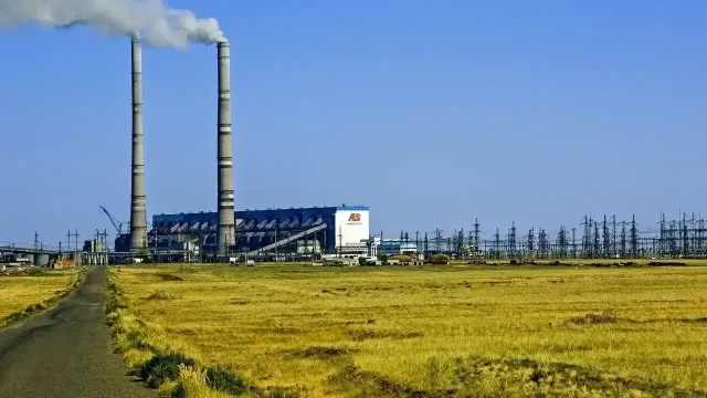 Президент Екібастұз ЖЭО-да жүргізіліп жатқан жөндеу жұмыстарымен танысты