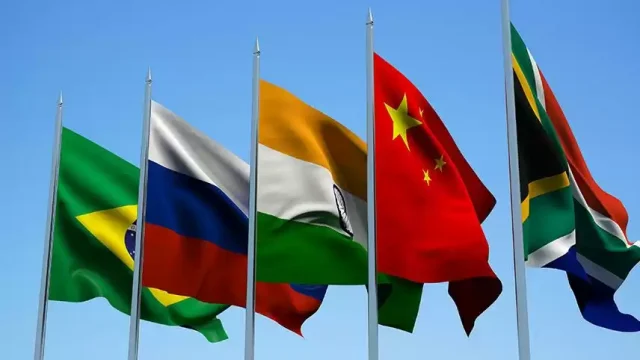 Мемлекет басшысы БРИКС мүшелерін Қазақстанға шақырды