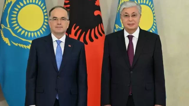 Албания басшысы Қазақстан президентін өз еліне ресми сапармен шақырды