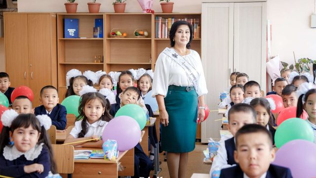 Қазақстандағы педагогтардың 81 пайызы — әйел