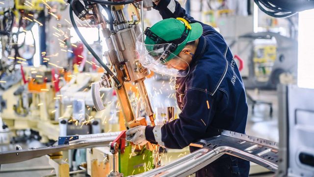 Зауыттан репортаж. Алматыда Hyundai көліктері қалай жасалады?