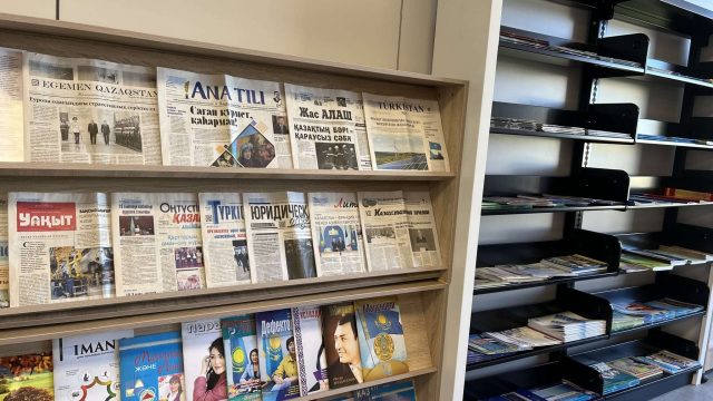 Наурызнамның онкүндігі: Астанада «Ежелгі мерекенің мәңгілік құндылықтары» деген кітап көрмесі ашылды