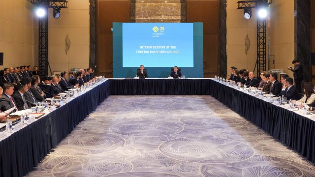 Әлихан Смайылов шетелдік инвесторлармен кездесті