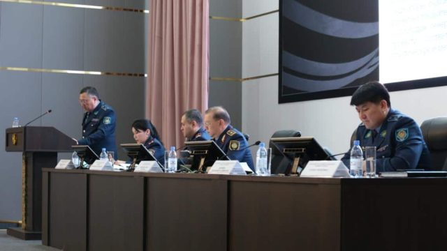 Облыстың бас полицейі атқарылған жұмысты пысықтап, жеке құрамға нақты тапсырмалар жүктеді