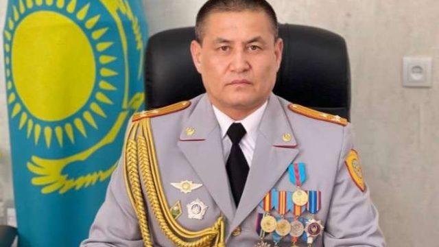 Уәдеге мығым, қызметке адал азаматтар