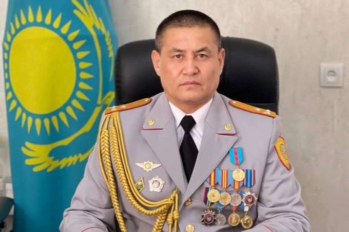Уәдеге мығым, қызметке адал азаматтар