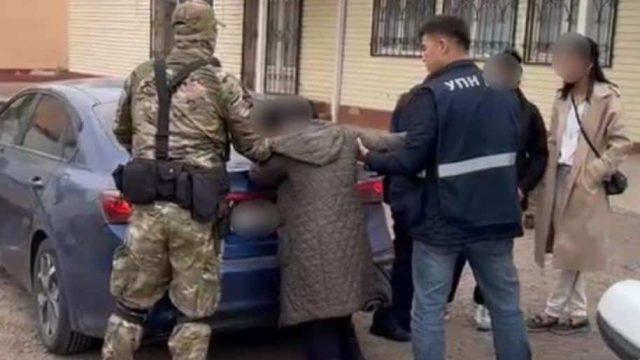 Сатуға дайындалған 20 пакет синтетикалық есірткі шымкенттік әйелден тәркіленді