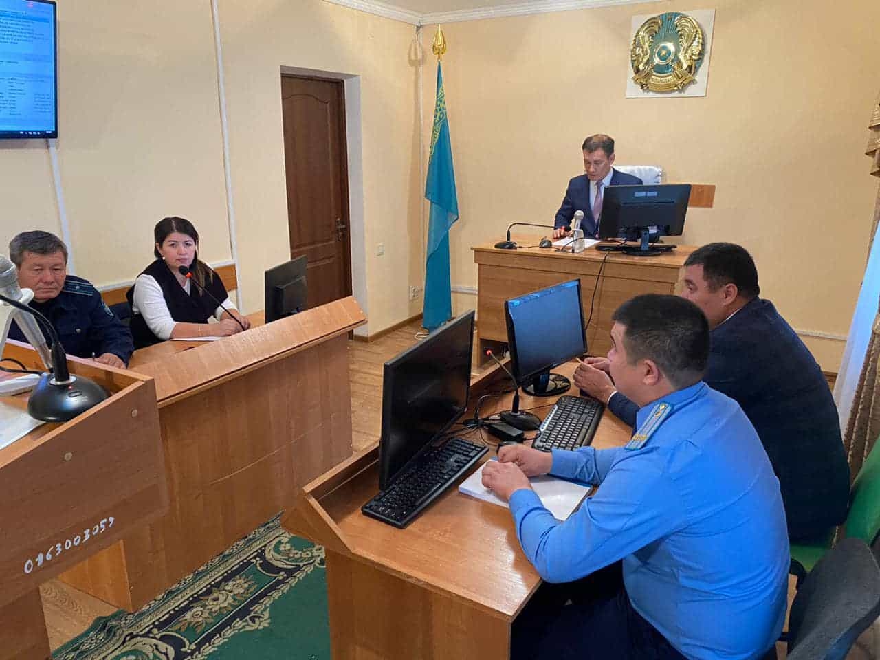 Бәйдібек аудандық сотының төрағасы М.Сарсеновтың төрағалық етуімен дөңгелек үсел өтті