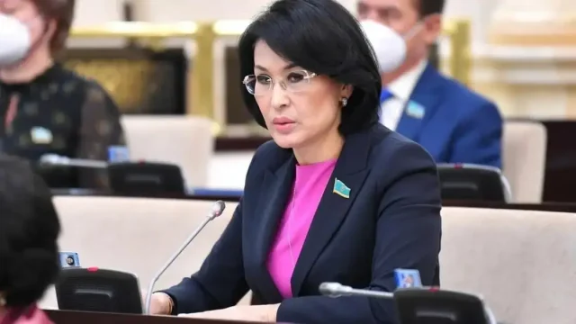 Министр: фельдшерлердің жалақысына басшылары жауапты