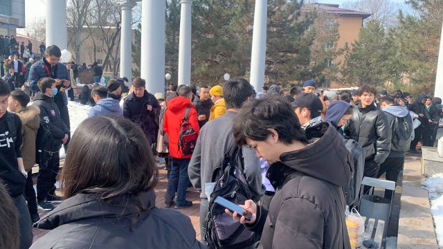 Алматыдағы жер сілкінісінен қираған үйлер туралы жедел желіге хабарлауға болады