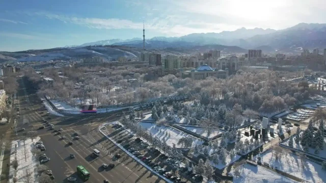 Алматының орталығындағы саябақ мемлекетке қайтарылды