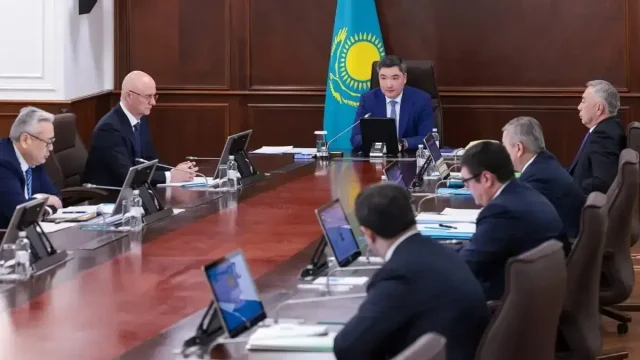 Олжас Бектенов қорғаныс министріне ТЖМ-ға көмек беруді тапсырды