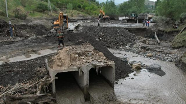 Қырғызстанда сел кезінде жоғалған екі жасар баланың денесі табылды