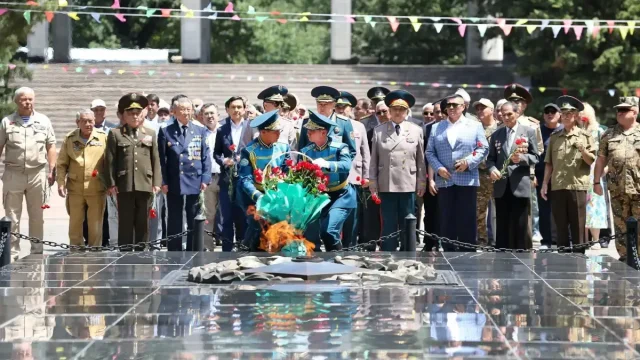 Алматыдағы Мәңгілік алау табиғи газға көшірілді