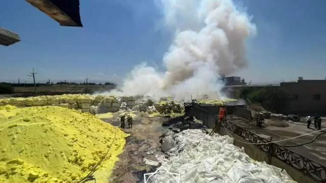 Шымкенттегі алапат өрт сөндіріліп, 10 адам медициналық көмекке жүгінді