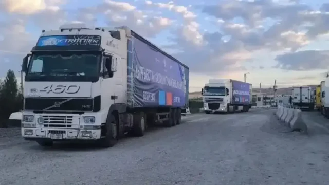 Қазақстан Қырғызстанға гуманитарлық көмек жіберді
