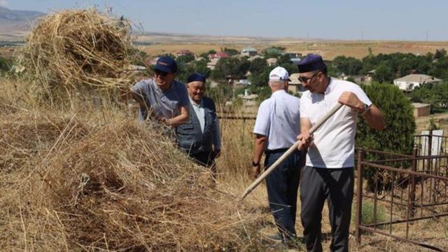 «Таза Қазақстан»: Төлебидегі тазалық жұмыстарына 1 200-ге жуық адам қатысты