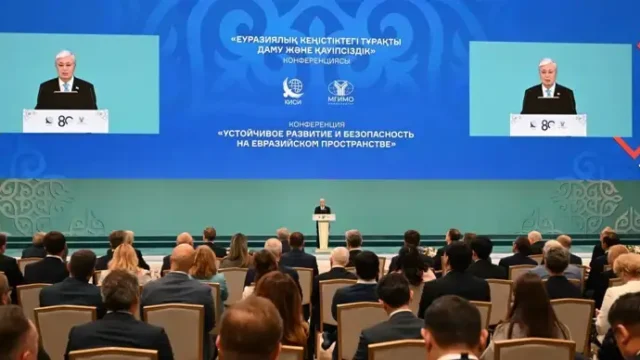 Президент: Қазір Ресейде 60 мыңнан астам қазақстандық студент оқиды